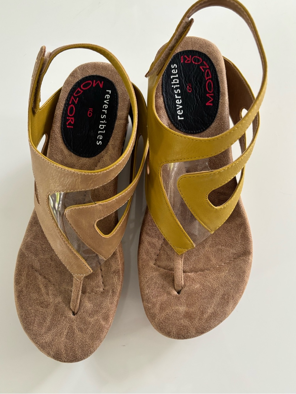 Modzori ZOEY Reversible Thong Sandal